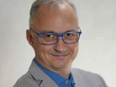 Edukacja w erze sztucznej inteligencji: „Nie oddawajmy kreatywności maszynom”