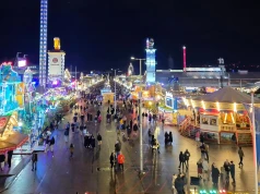 Incydent na Oktoberfeście. Pięciu policjantów obezwładniło turystę