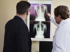 AI analizuje tomografię przed immunoterapią raka płuca. Może wskazać pacjentów zagrożonych zapaleniem płuc