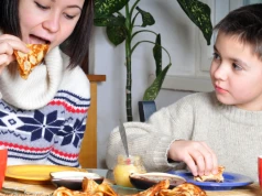 Czysta etykieta czy viral z TikToka. Tak zmieniają się zakupy