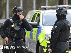 Pięciu mężczyzn zatrzymanych w związku z incydentem przy bazie RAF Fairford zwolniono za kaucją