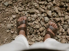 Lidl sprzedawał sandały łudząco podobne do Birkenstocków. Teraz musi usunąć je z oferty