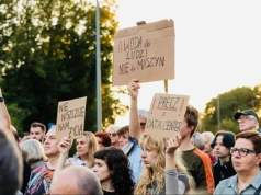 Piaseczno mówi "NIE" wielkim serwerowniom. Jednak burmistrz chce mieć swoją Dolinę Krzemową