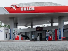 "Dodatkowe opłaty czy zalecenia ekologów?". Orlen tłumaczy, skąd takie ceny diesla