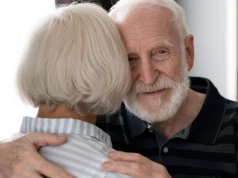 Diagnoza Alzheimera – co dalej? 84 proc. dzwoniących po pomoc to bliscy chorych