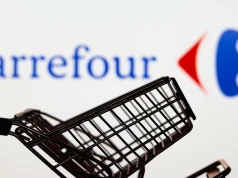 Carrefour chce przejąć kilkaset sklepów francuskiej Biedronki. Transakcja za 155 mln euro
