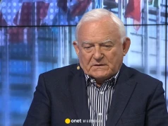 "Raport Międzynarodowy". Prorocze słowa Leszka Millera sprzed lat. Szkoda, że dziś rozmienia się na drobne