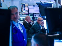 Wall Street spada, rentowności obligacji idą w dół