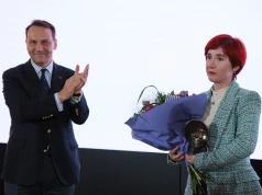 Nagroda Solidarności dla uwięzionej dziennikarki. Sikorski: „Słowa są niewygodne”