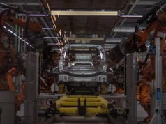 BMW tnie koszty, stawia na AI i szykuje nowe modele. Tak chce poprawić rentowność