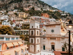 Nowa trasa Wizz Air z Warszawy. Loty prosto do Salerno