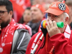 VW wypowiada kolejne układy zbiorowe. Związki zawodowe mówią o "brutalnym faulu"
