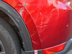 Uszkodził auto podczas jazdy próbnej. Czy musi pokryć koszty naprawy?