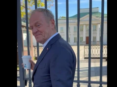 Tusk wbija szpilkę Nawrockiemu. „I po co było rumakować?”
