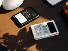 Koniec z robieniem notatek. Przyczep ten gadżet do telefonu i nie strać żadnych szczegółów