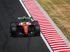 Hamilton się doigrał. Kara finansowa dla Ferrari