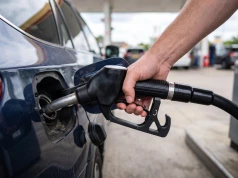 Hurtowe ceny paliw 03.10.2026. Potężne obniżki w cennikach Orlenu i Aramco