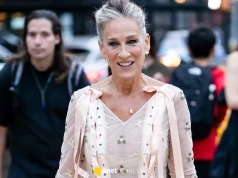 Siwe włosy i zmarszczki. Sarah Jessica Parker podbiła sieć