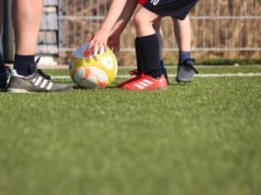Radom: Keeza Klasa B grupa 1 i 2. 9. kolejka rozgrywek w weekend 3–4 października. Wysoka wygrana Akcji II Jastrzębia. Zobacz wyniki i tabele