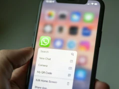 Co oznacza zielone kółko na WhatsApp?