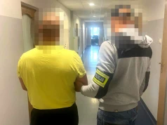 We dwóch pobili 55-latka i uciekli. Sklepowy monitoring pomógł policjantom ich odnaleźć