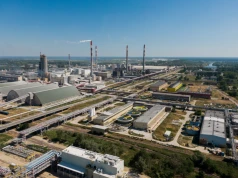 Nieudana inwestycja pogrąża chemicznego giganta. Presja rośnie. Cała nadzieja w Orlenie