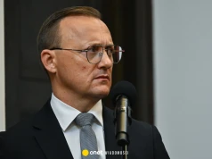 Rzecznik o koniach w rezydencji prezydenta. "Daniele, muflony, króliki, kury"