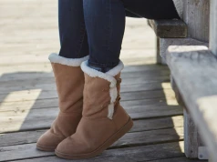 Szeroka stopa? Te buty dają więcej swobody i nadal wyglądają stylowo. Rieker, ECCO i Skechers ma perełki