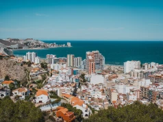 Weekend w Hiszpanii za 564 PLN 🌊 Loty do Walencji i nocleg w hotelu 🔥