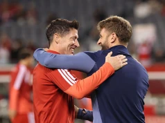 Wyjątkowe spotkanie. Zobacz, z kim wyściskał się Lewandowski