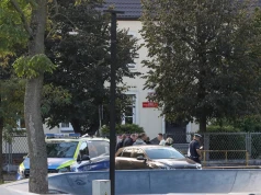 19-letni uczeń wszedł do szkoły z ładunkiem wybuchowym. „Tylko to uniemożliwiło detonację”